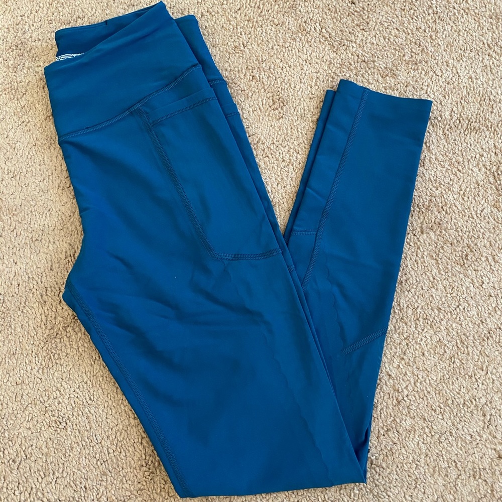 Victoria Secret Total Knockout Leggings